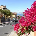 לינה וארוחת בוקר Casa Luminosa