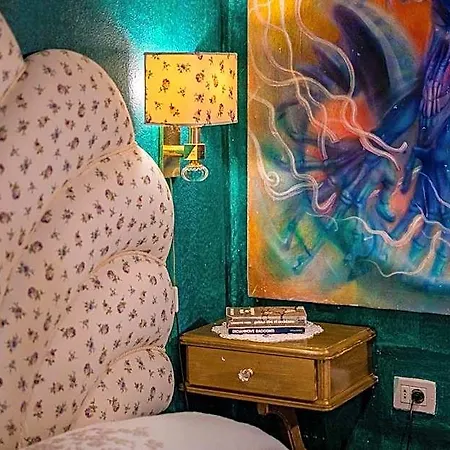 Casa Luminosa Bed & Breakfast