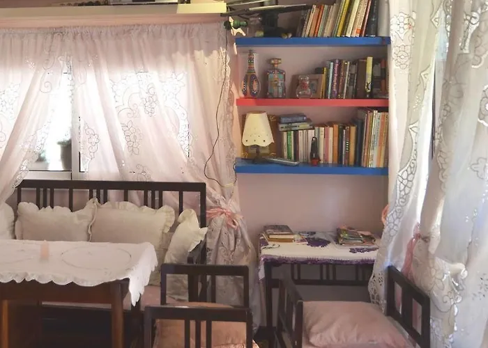 Casa Luminosa Bed and Breakfast